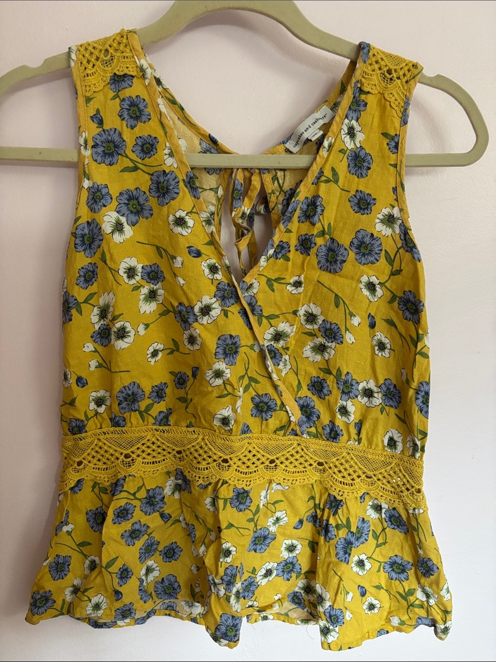 cupcakes & cashmere Yellow Floral Lace-Trim V-Neck Peplum Tank